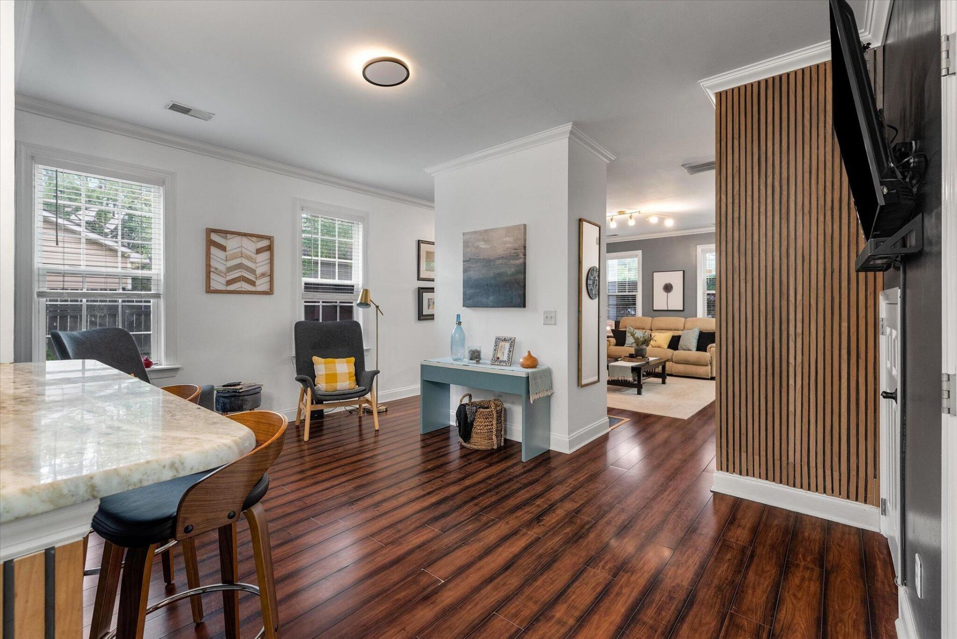 8949 Furr Street Photo 15