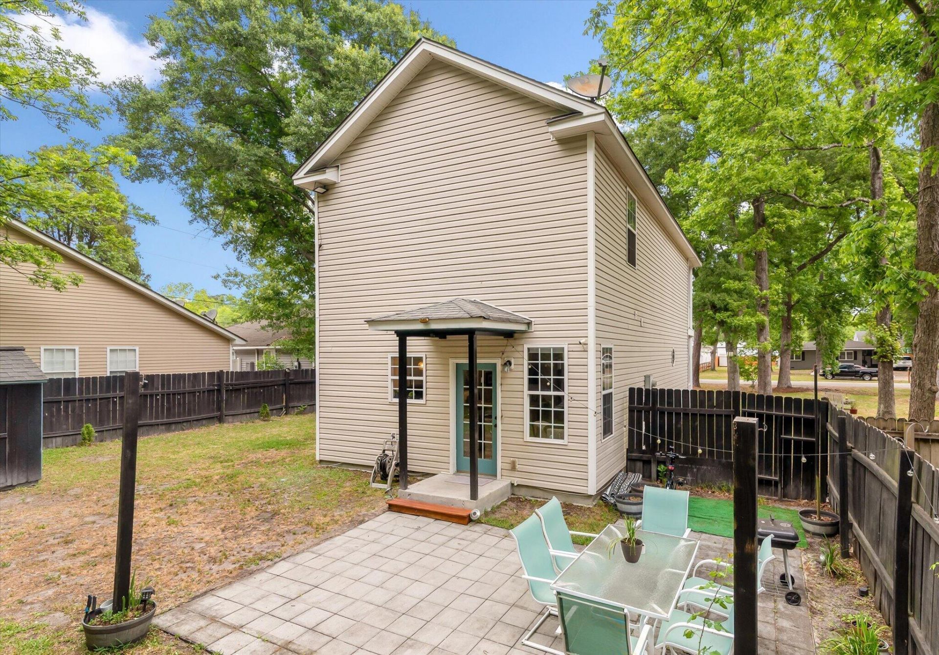 8949 Furr Street Photo 38