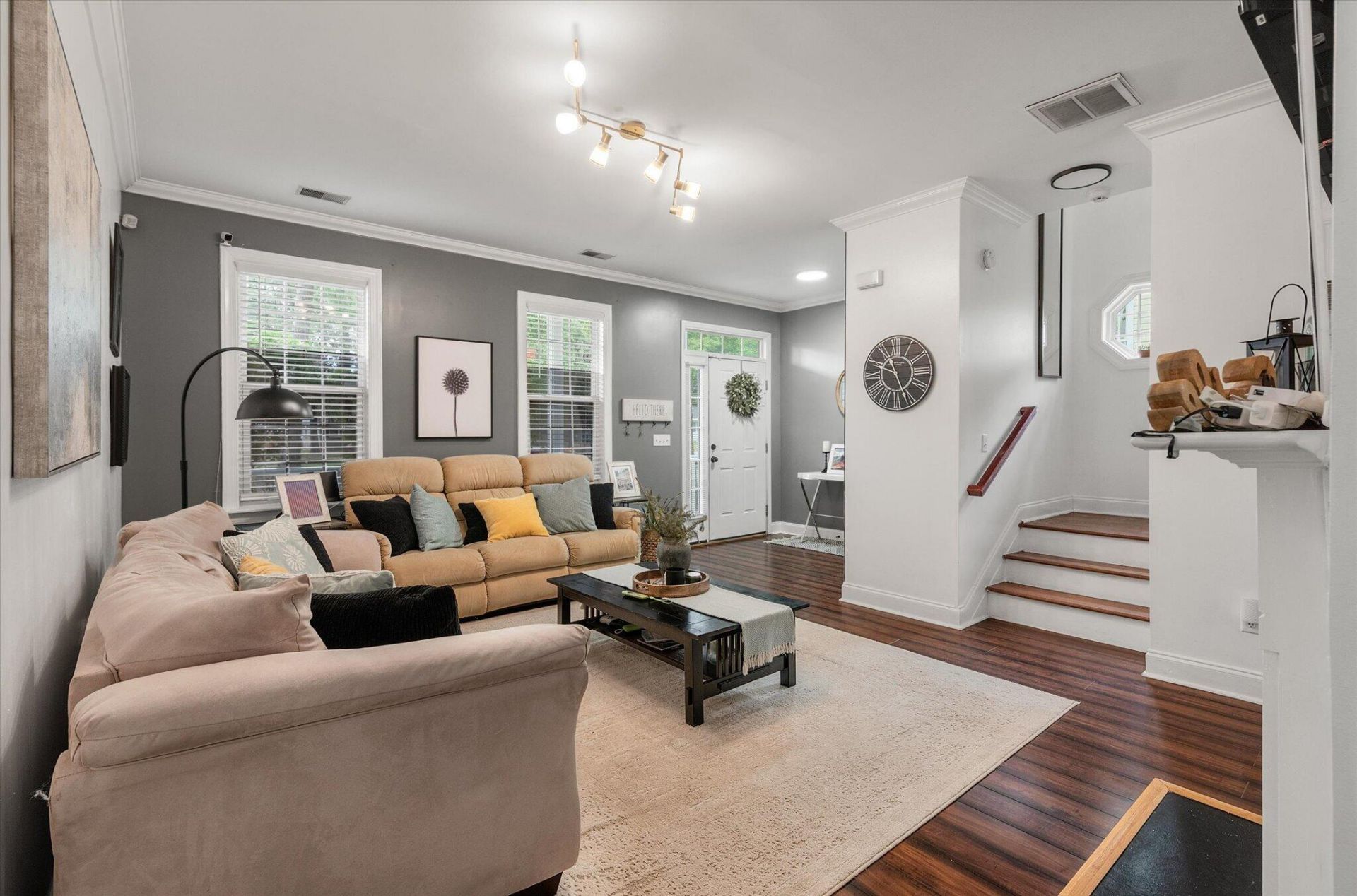 8949 Furr Street Photo 9