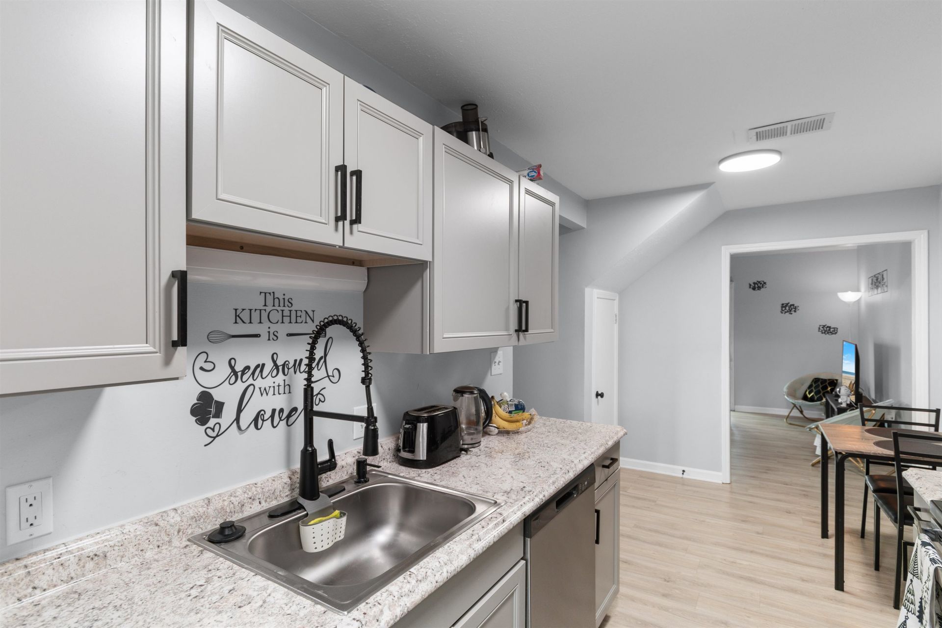 755 Burcale Rd. Photo 10