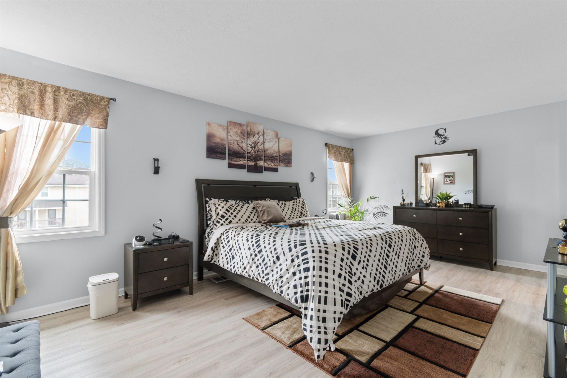 755 Burcale Rd. Photo 17