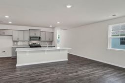 1017 Salient Court  photo 4