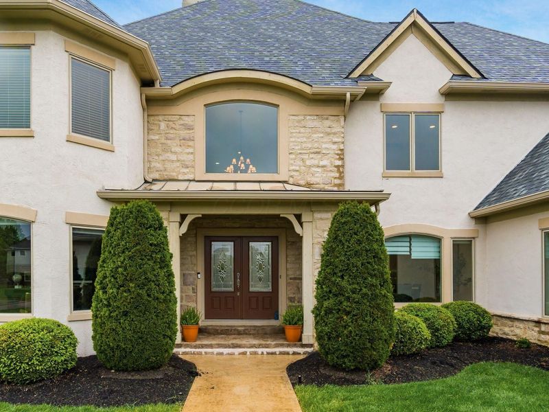 4506 N Hampton Drive , Dublin, OH 43016 Photo 3