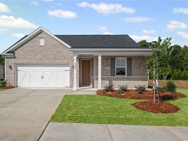 137 Kenney Way , Locust Grove, GA 30248