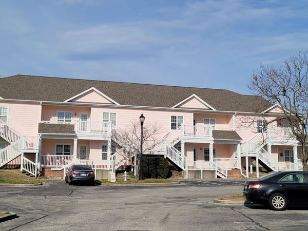 2302 Wrightsville Avenue, Unit Apt 202, Wilmington, NC 28403
