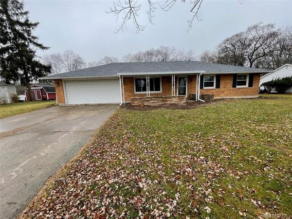 4954 tonawanda, Beavercreek, OH 45430