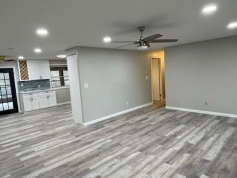 4954 tonawanda, Beavercreek, OH 45430 Photo 5