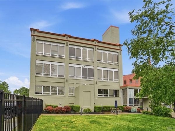 207 E. Sixth, Unit 203, Dayton, OH 45402