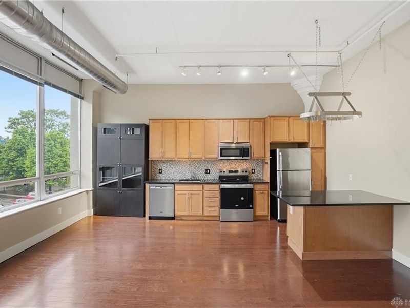 207 E Sixth, Unit 203, Dayton, OH 45402 Photo 20