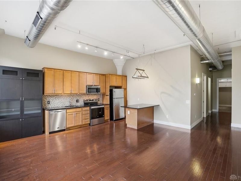207 E Sixth, Unit 203, Dayton, OH 45402 Photo 21