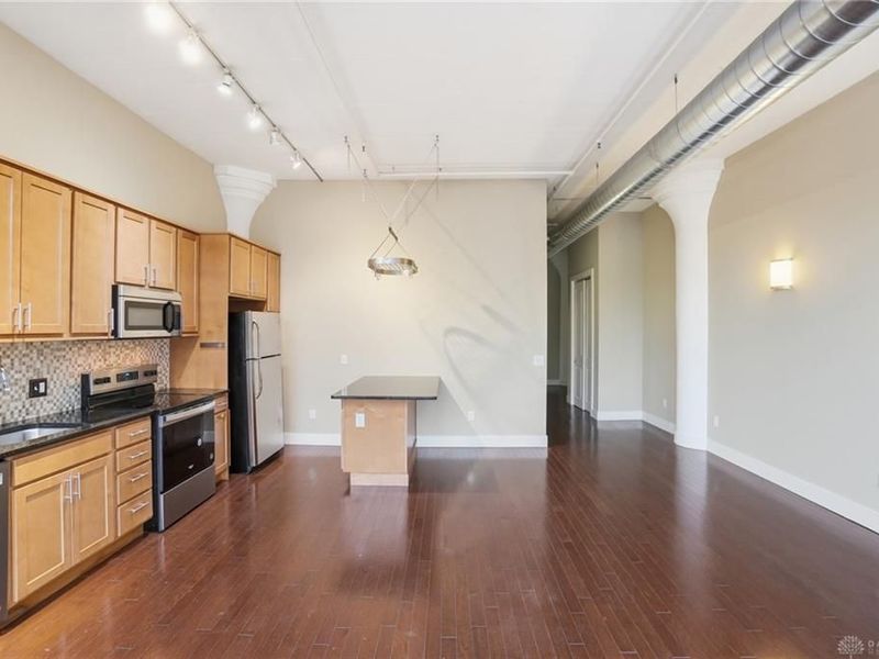 207 E Sixth, Unit 203, Dayton, OH 45402 Photo 23