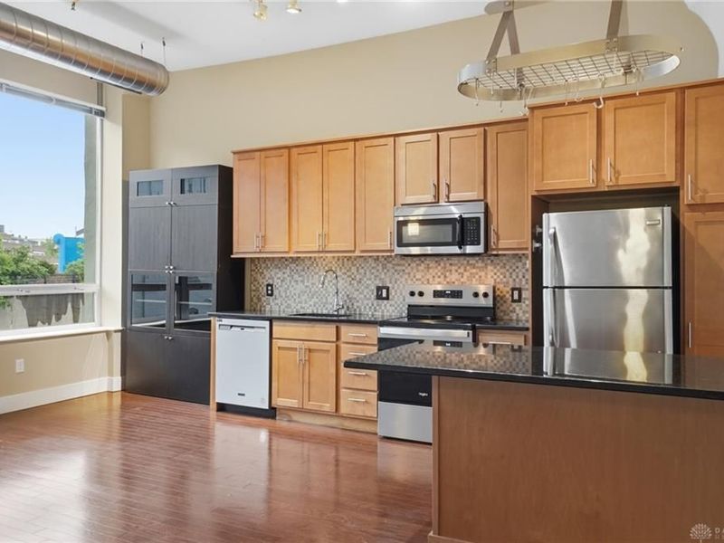 207 E Sixth, Unit 203, Dayton, OH 45402 Photo 29