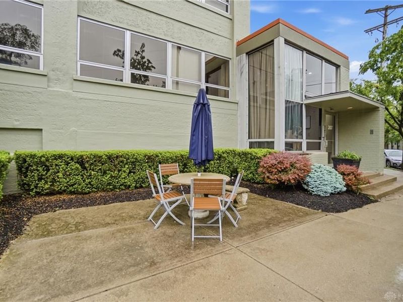 207 E Sixth, Unit 203, Dayton, OH 45402 Photo 5