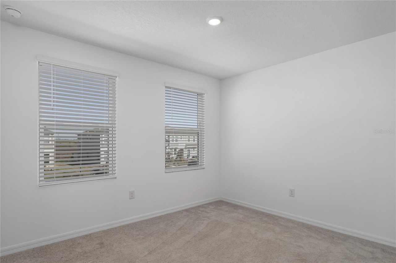 6106 Fairmont Lane , Palmetto, FL 34221 Photo