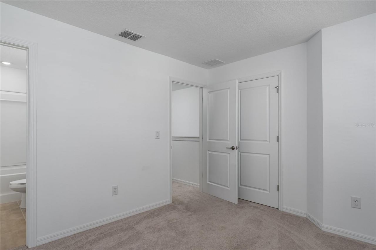 6106 Fairmont Lane , Palmetto, FL 34221 Photo