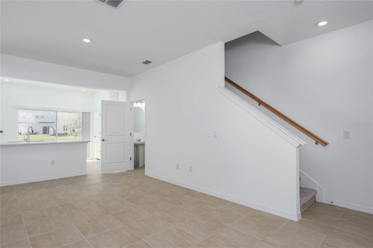 6106 Fairmont Lane , Palmetto, FL 34221 Photo