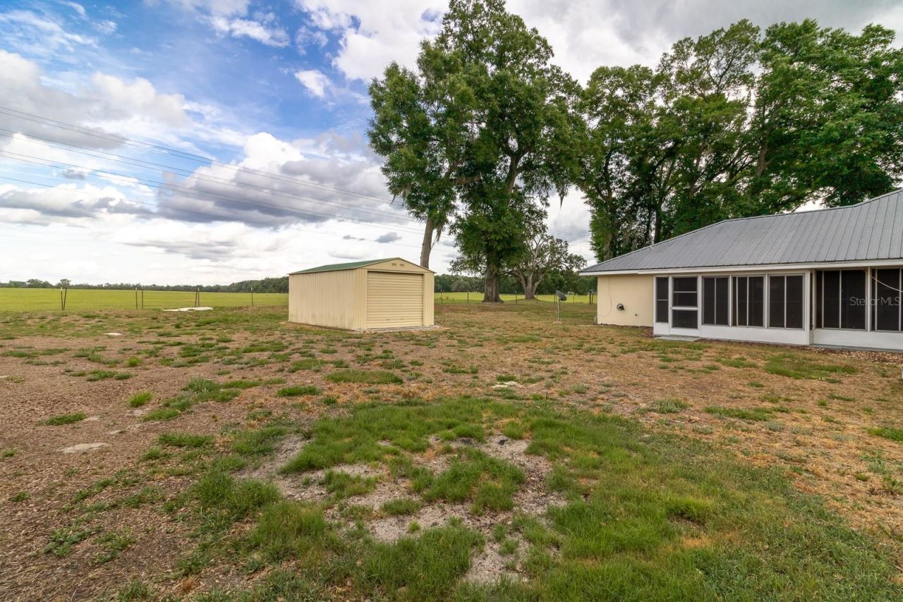 300 SW Brighton Court , Fort White, FL 32038 Photo