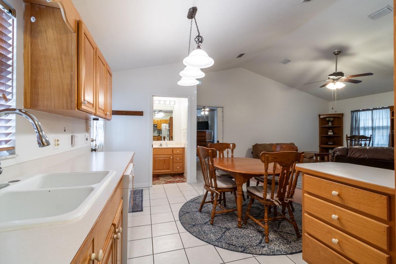 300 SW Brighton Court , Fort White, FL 32038 Photo