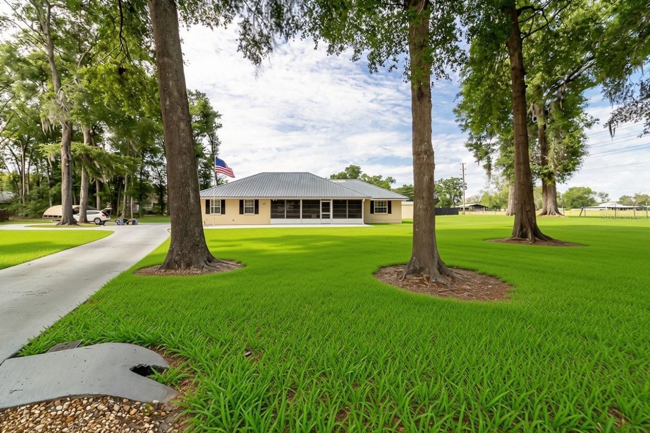 300 SW Brighton Court, Fort White, FL 32038 Photo
