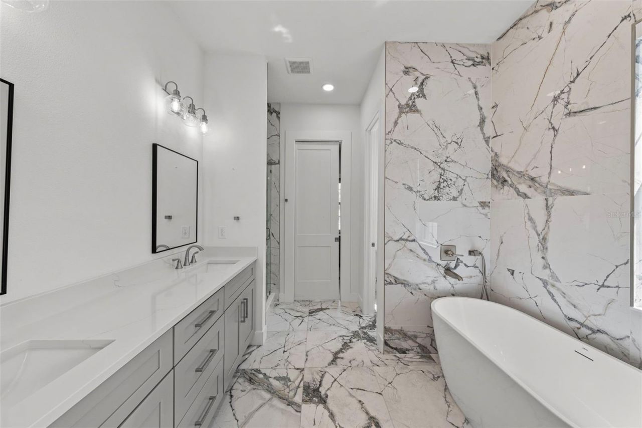 3202 W Arch Street, Tampa, FL 33607 Photo