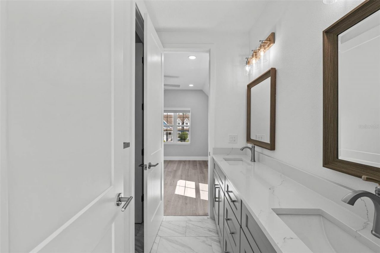 3202 W Arch Street, Tampa, FL 33607 Photo