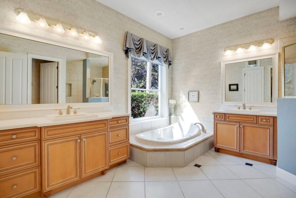 106 Callaway Court, Deland, FL 32724 Photo