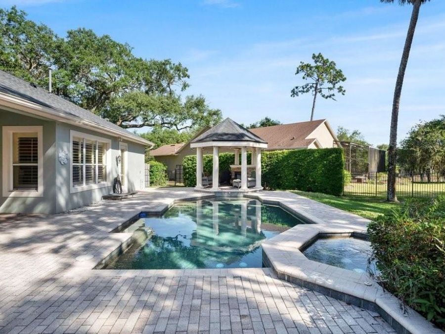 Property Image 40