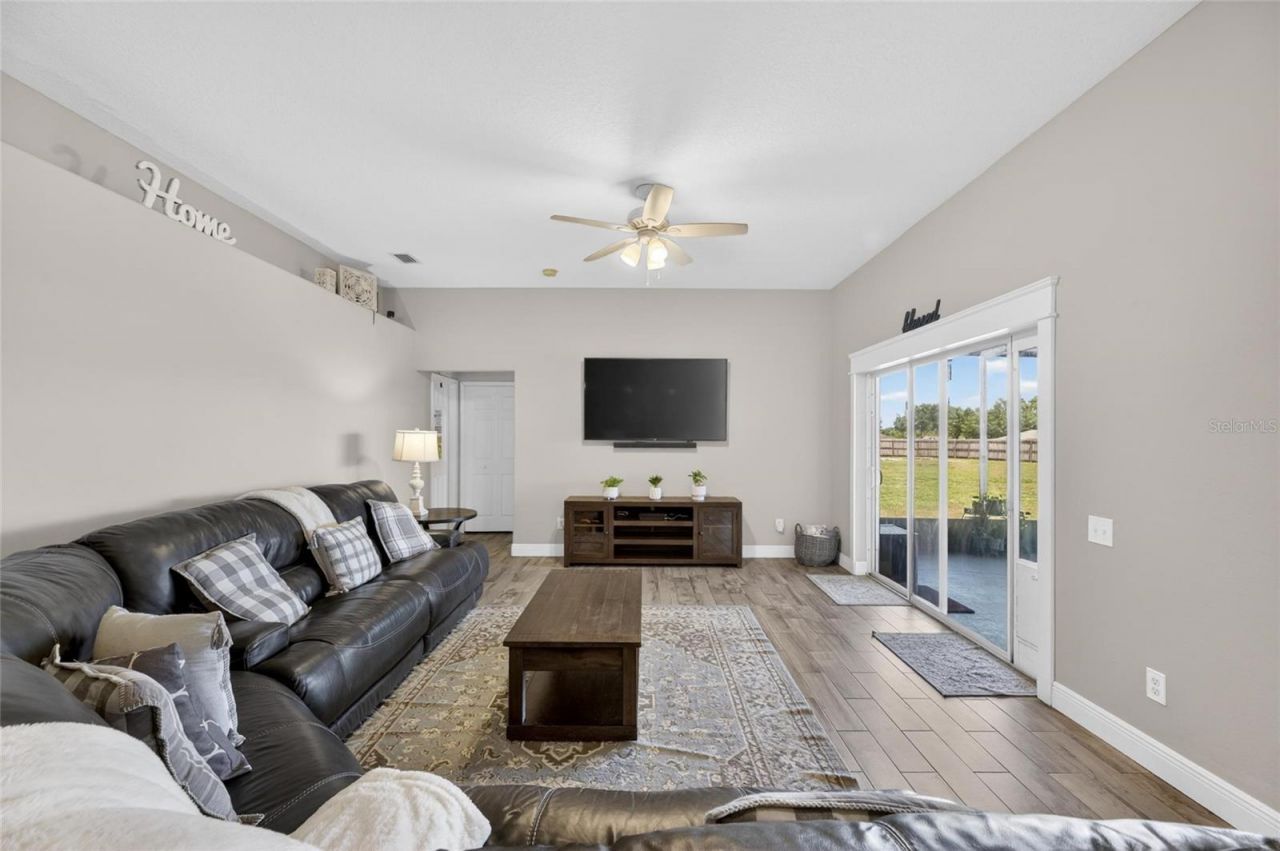 4409 Windmill Pointe Drive, Plant City, FL 33567 Photo