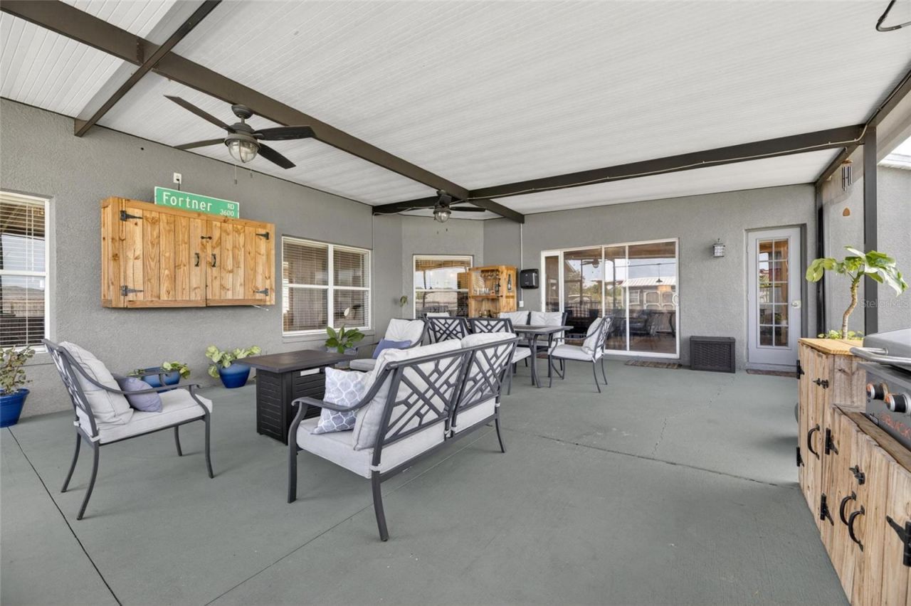 4409 Windmill Pointe Drive, Plant City, FL 33567 Photo