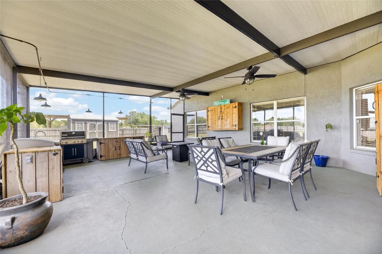 4409 Windmill Pointe Drive, Plant City, FL 33567 Photo