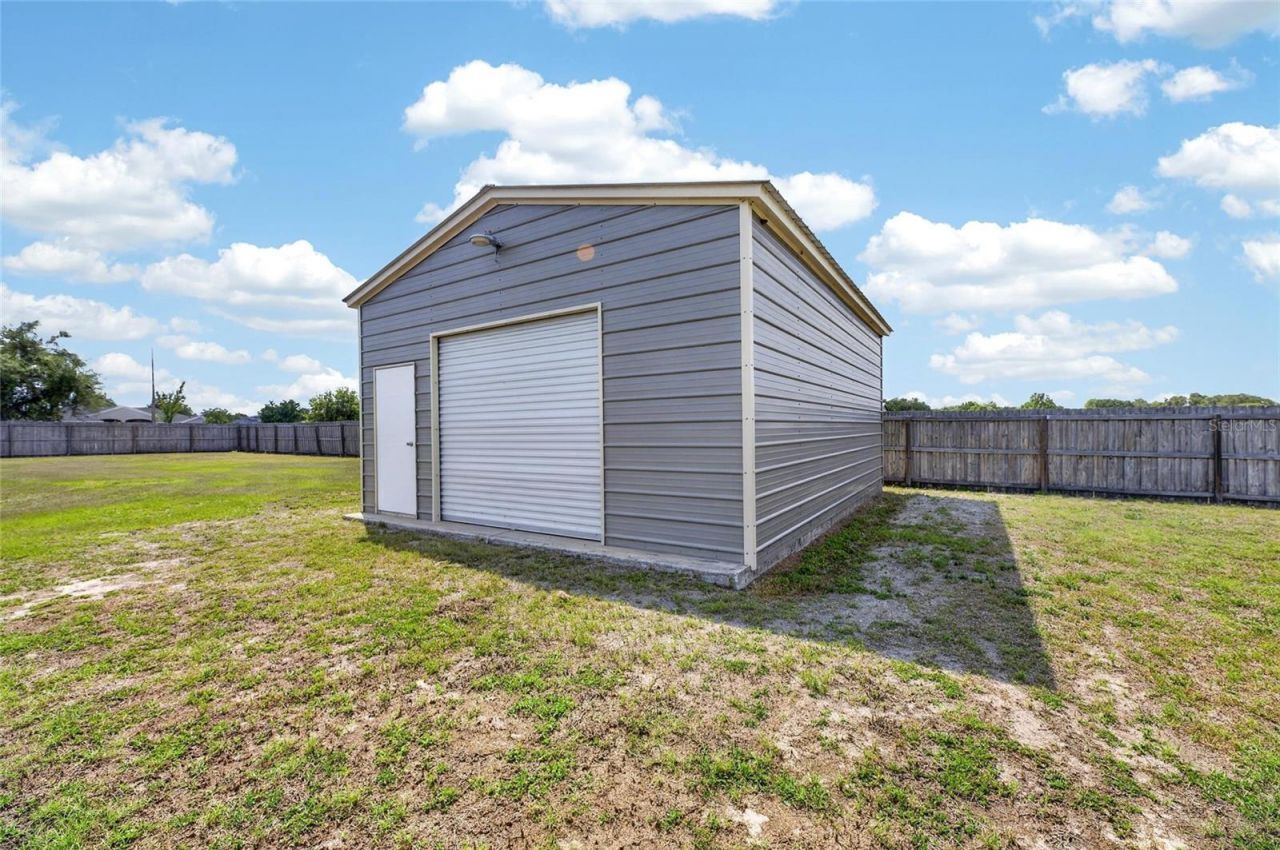 4409 Windmill Pointe Drive, Plant City, FL 33567 Photo