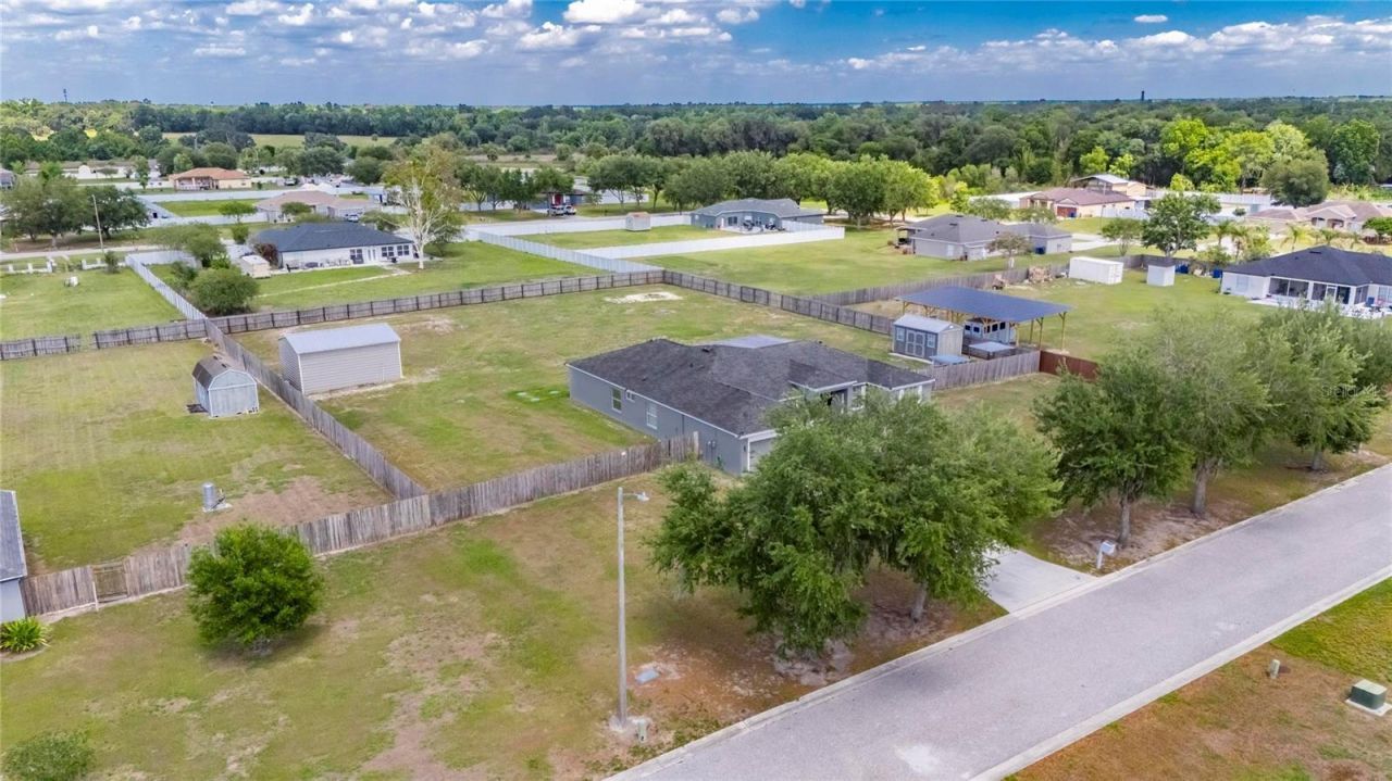 4409 Windmill Pointe Drive, Plant City, FL 33567 Photo