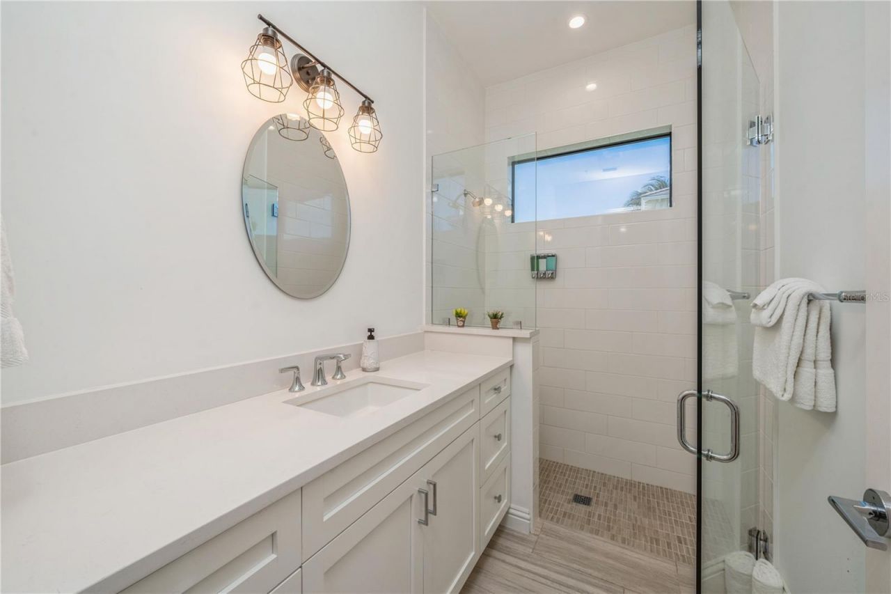 119 Ocean Estates Drive, Hutchinson Island, FL 34949 Photo