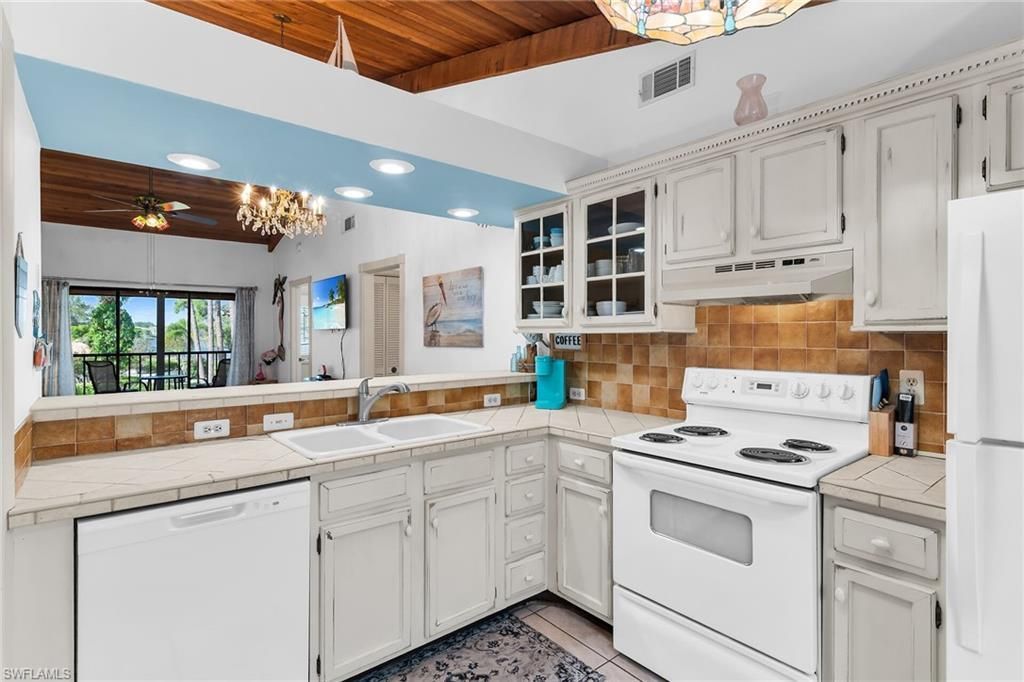 2980 Kings Lake Blvd , Unit 2980, Naples, FL 34112 Photo