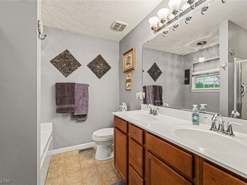 7922 English Oak Trail , Macedonia, OH 44056 Photo 19