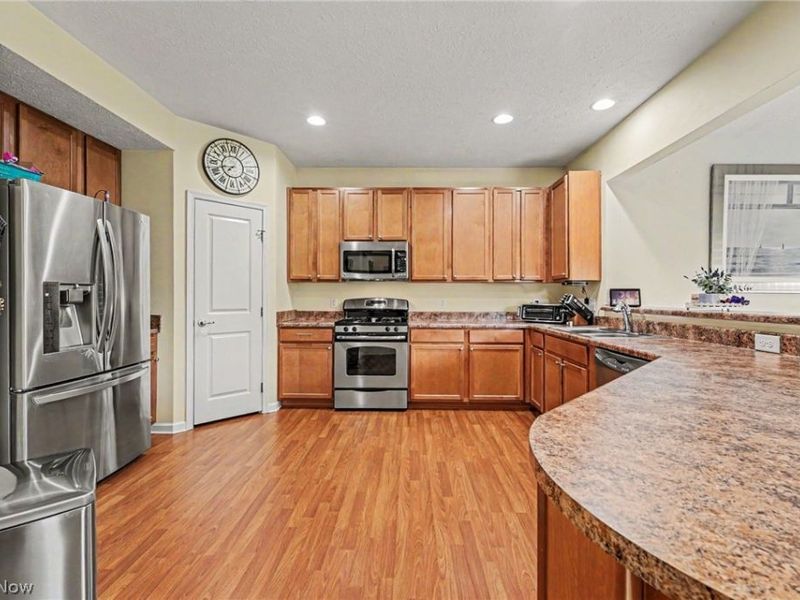 7922 English Oak Trail , Macedonia, OH 44056 Photo 9