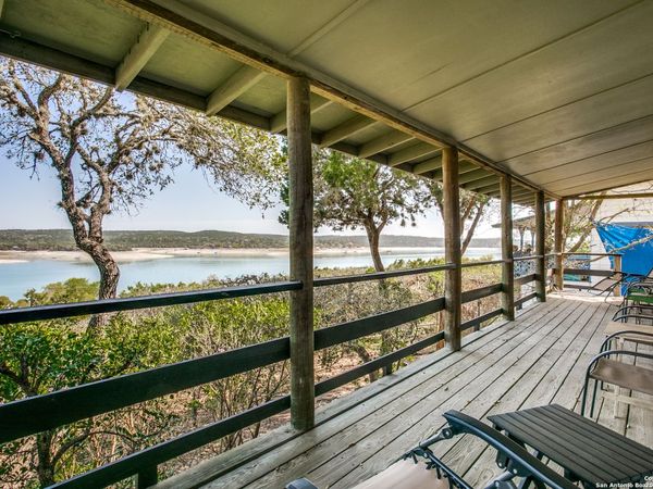 253 Water Crest, Pipe Creek, TX 78063