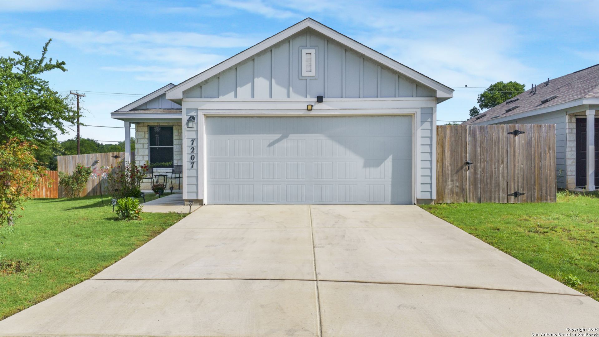 7207 Rosada Way, San Antonio, TX 78218 Main Photo