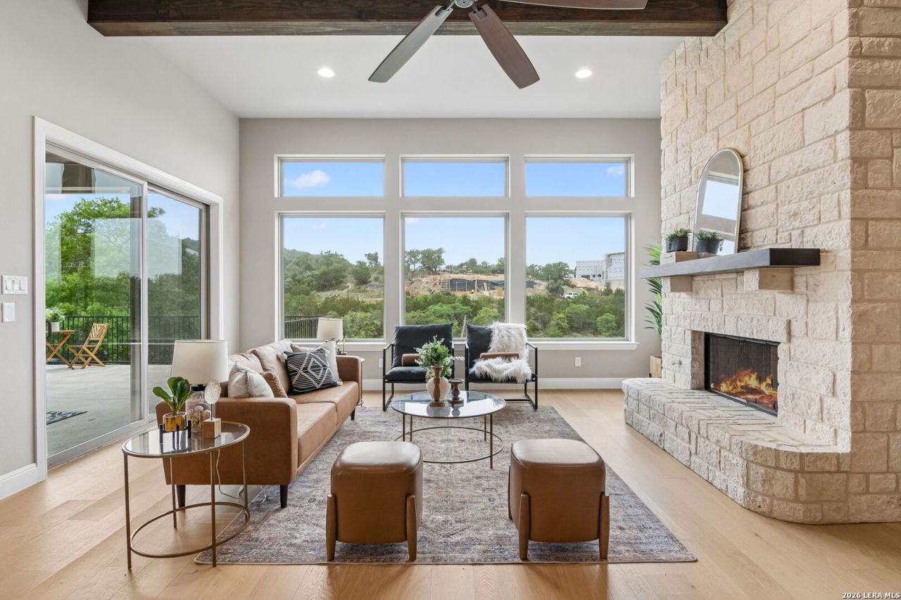 10827 Nina Rdg, San Antonio, TX 78255 Main Photo