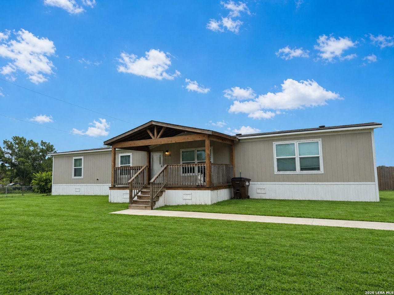 12606 Toro Dr, Atascosa, TX 78002 Main Photo