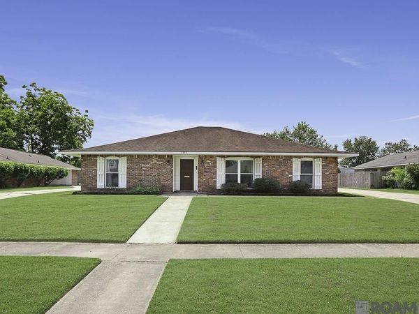 8958 Cottage Dr, Baton Rouge, LA 70806