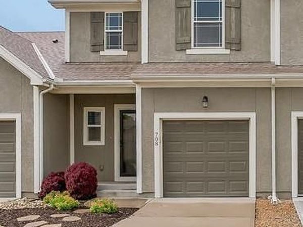 708 W Shawnee Court, Gardner, KS 66030