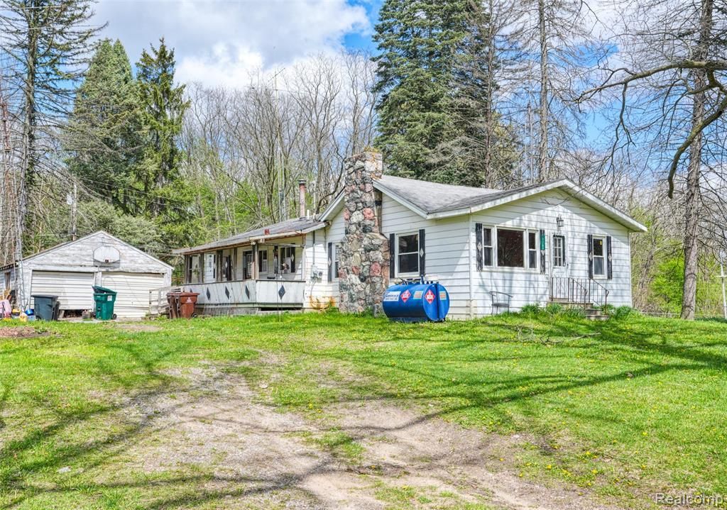 5704 Crandall Road, Howell Township, MI 48855 Main Photo