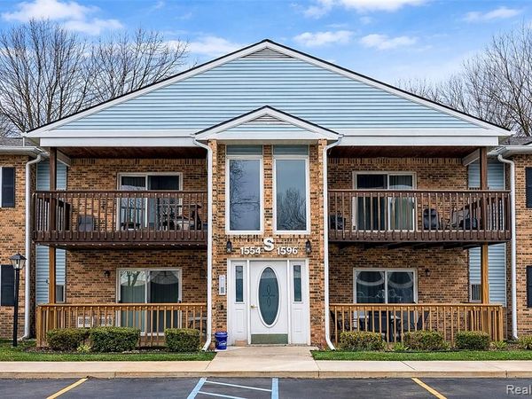 1584 Shoemaker Drive, Westland, MI 48185