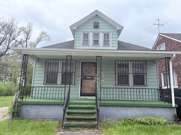 10132 Traverse Street, Detroit, MI 48213