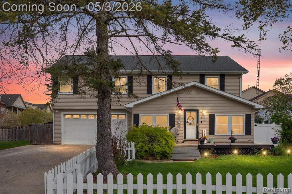 415 Leon Road, Walled Lake, MI 48390 Main Photo