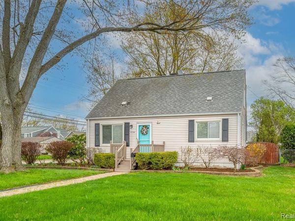 4526 TONAWANDA Avenue, Royal Oak, MI 48073