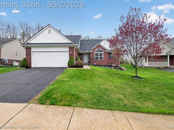 770 Phillips Drive, Oxford Twp, MI 48371