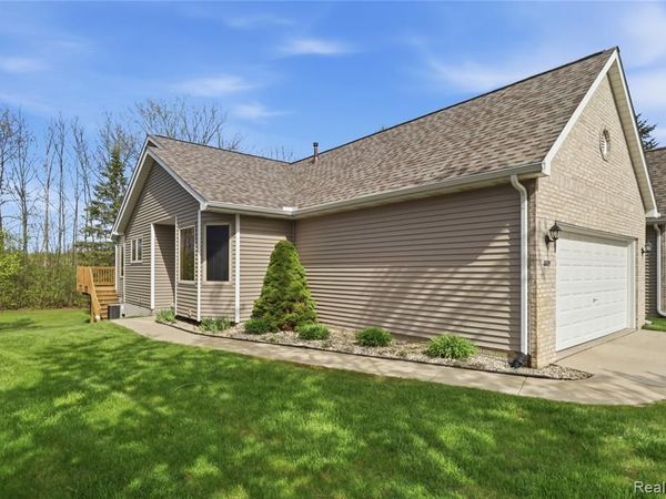 1089 Jenna Drive, Davison Twp, MI 48423