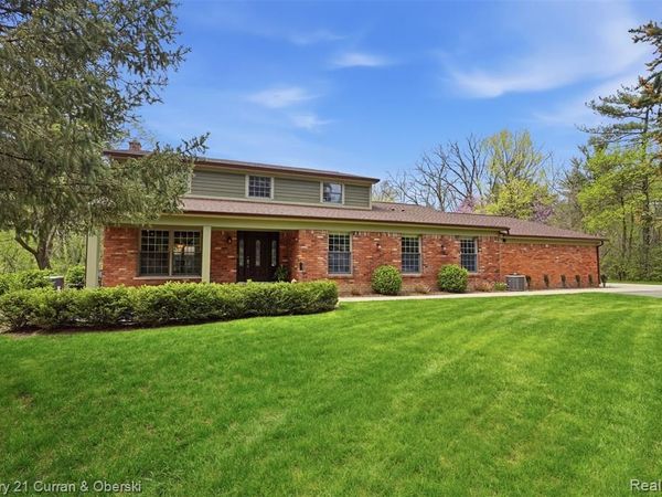 19559 Meadowbrook Road, Northville Twp, MI 48167